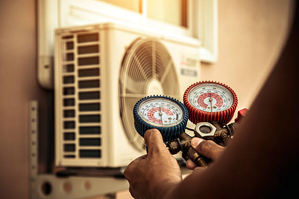 Professional Furnace Repair technician working in Hillsborough, CA